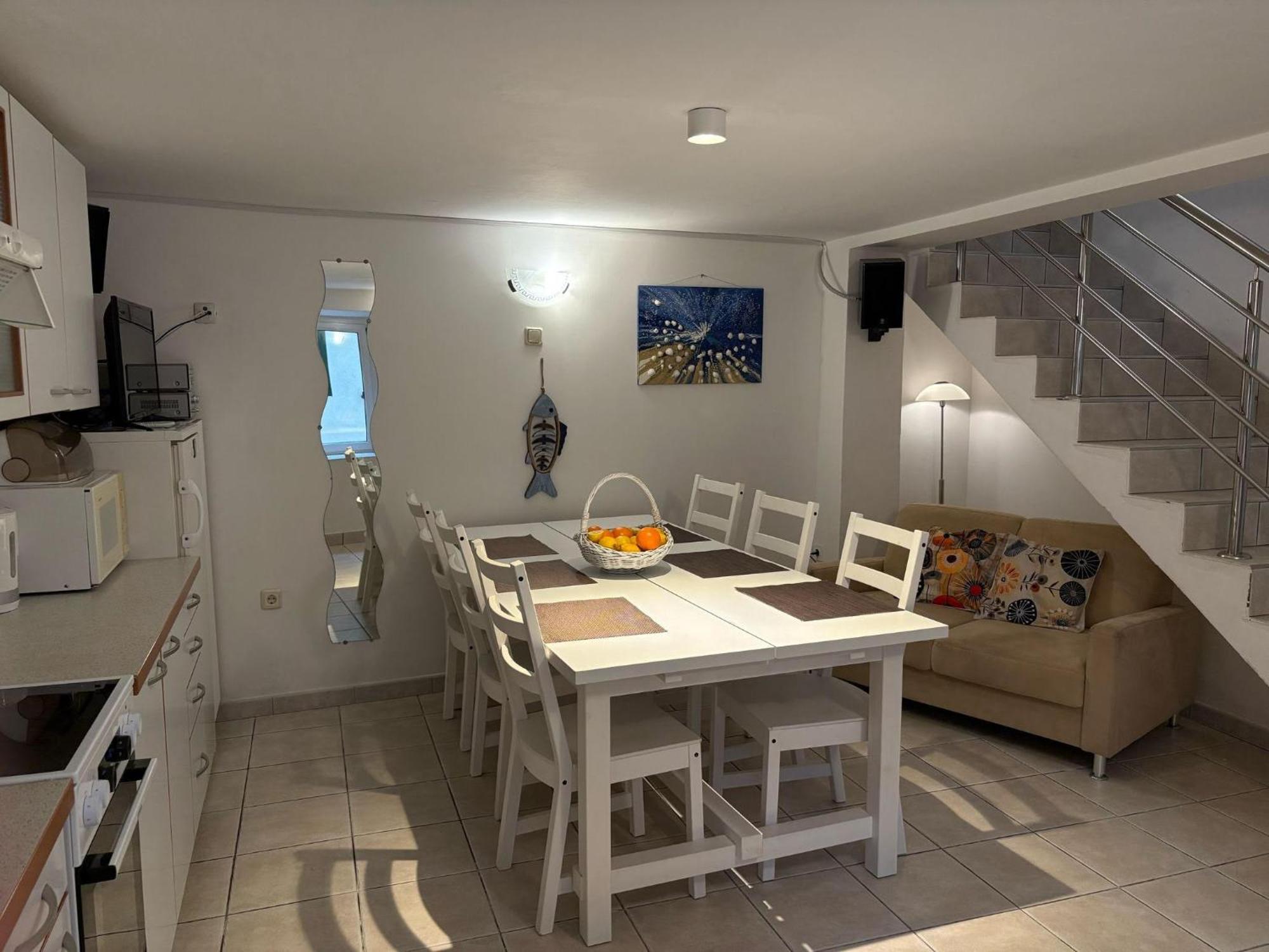 Stone Apartment 普利莫顿 外观 照片